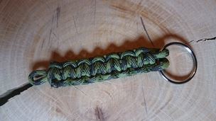 Paracord Schlüsselanhänger Cobra