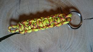 Paracord Schlüsselanhänger Cobra